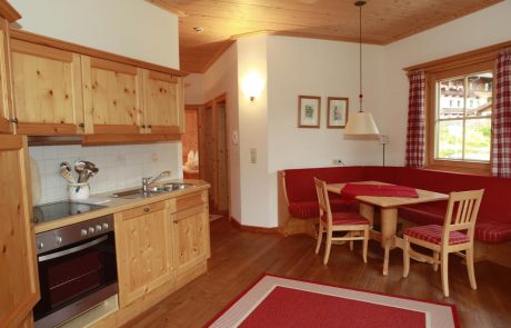 בית דירות Apartments Larch